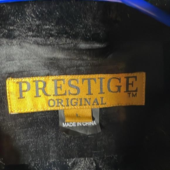 Prestige Original long black Faux Fur coat with designer pattern. Like New CLEAN - Picture 2 of 14